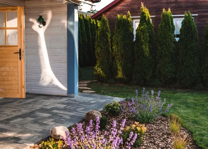 別荘 Holiday Home For 5 People By Interhome ルシノボ